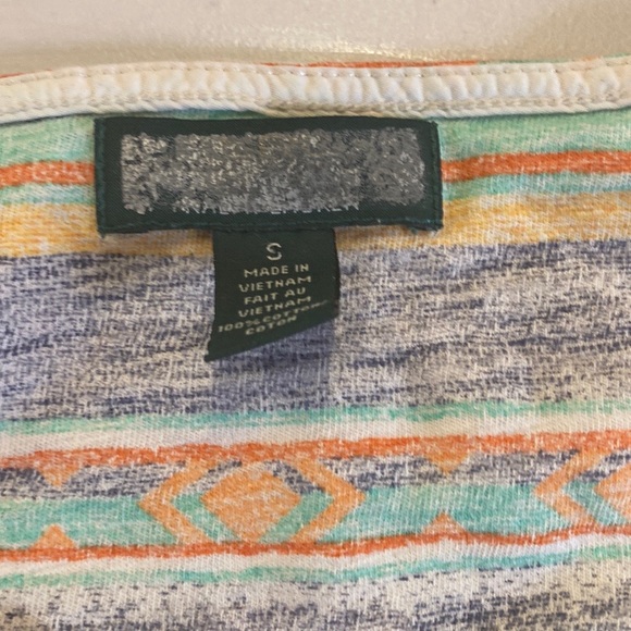 Lauren Ralph Lauren Women’s small colorful Aztec Print Tie Neck 3/4 Sleeve Top - Picture 8 of 11